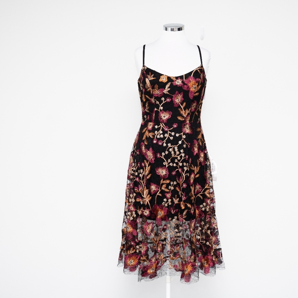 Dress the Population - Uma Women's Sleeveless Fit & Flare‎ Dress - Picture 2 of 16